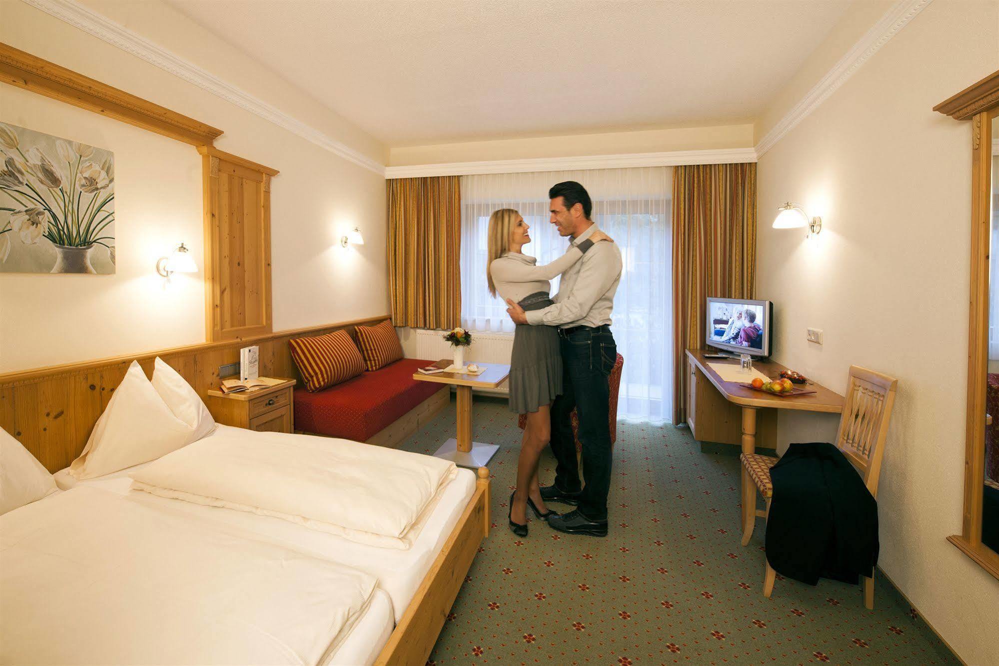 Hotel Garni Forelle Tux Zewnętrze zdjęcie